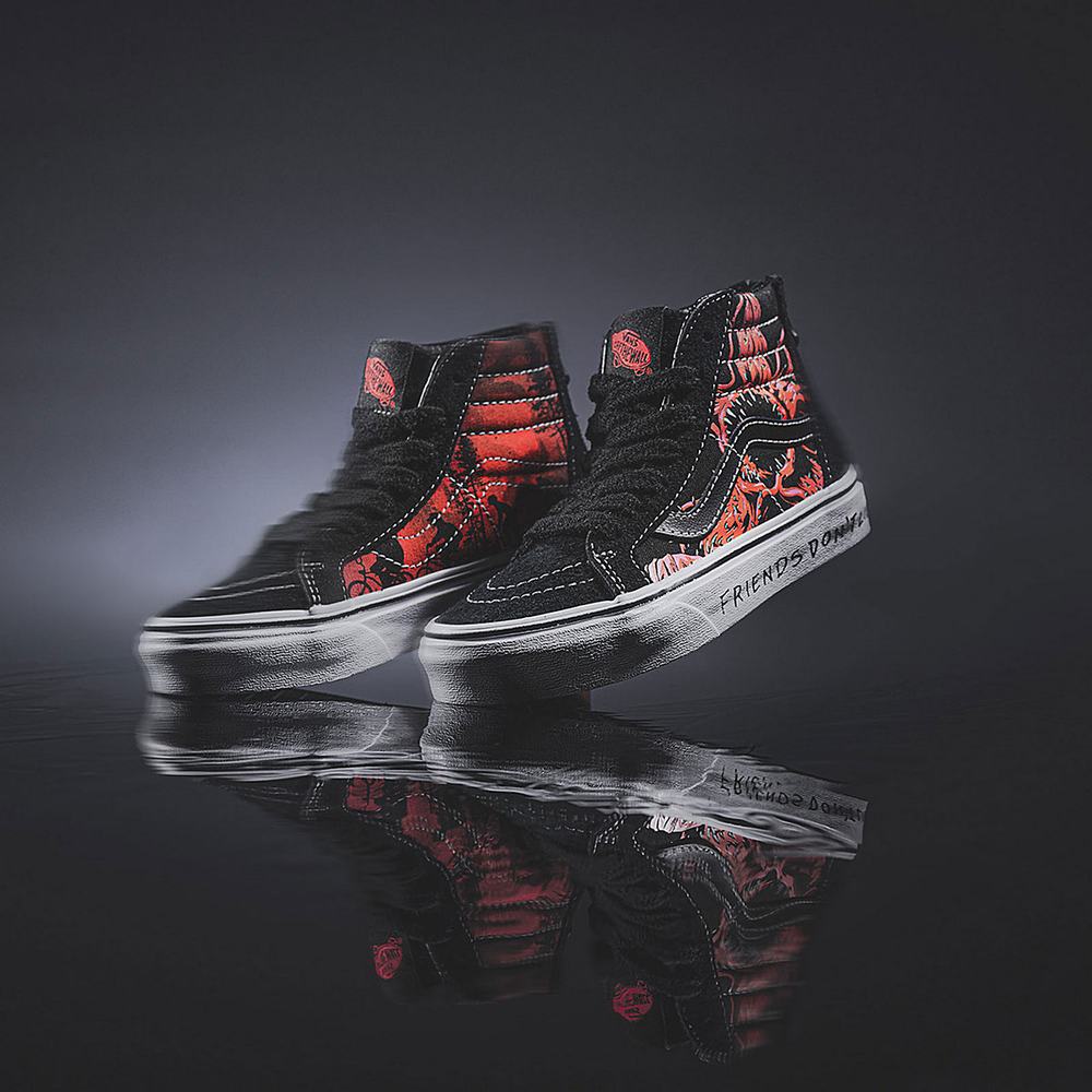 Tenis Botas Vans X Stranger Things Sk8-Hi Reissue Mujer Negras/Rojas | TSK825706