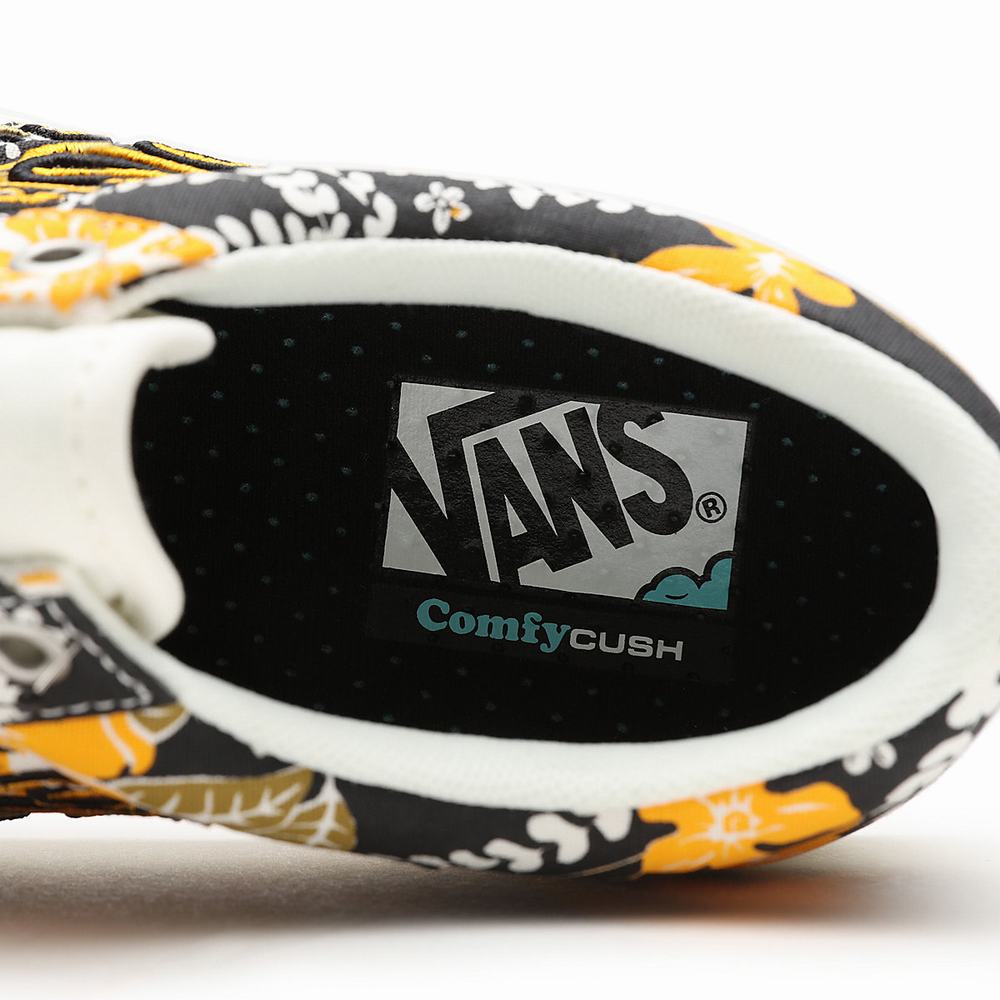 Tenis Vans Flame Embroidery ComfyCush Old Skool Hombre Negras/Amarillo | NSP324096