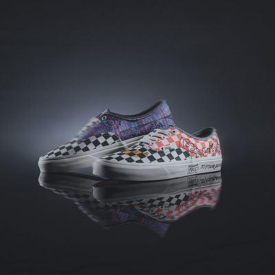 Tenis Vans X Stranger Things Authentic Hombre Multicolor | YVU497605